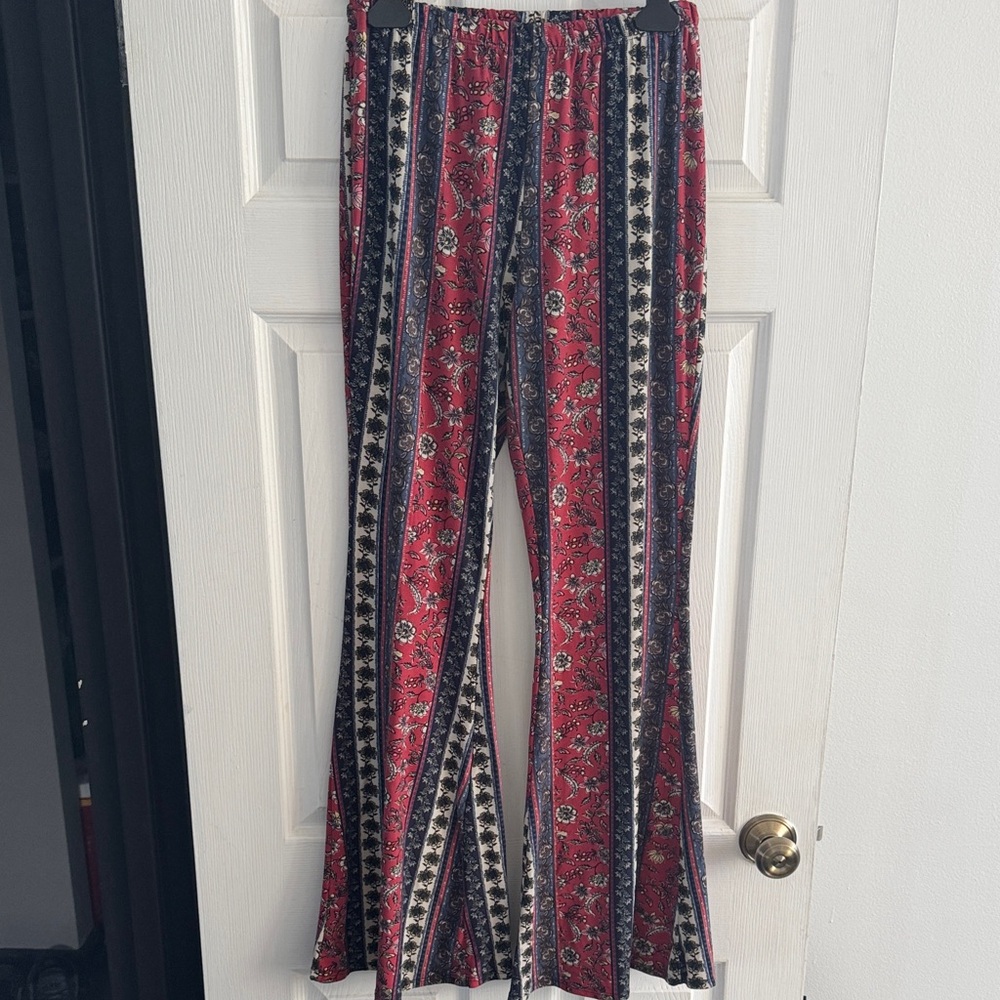 FASHION NOVA Flare Pant